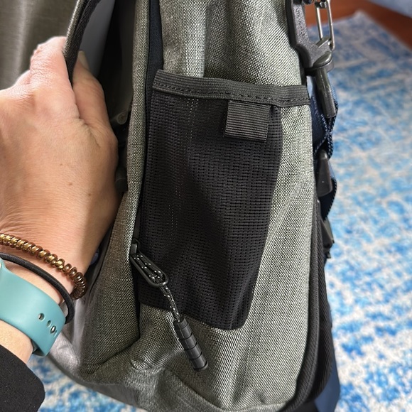 Timbuk2 laptop bag - Picture 6 of 10